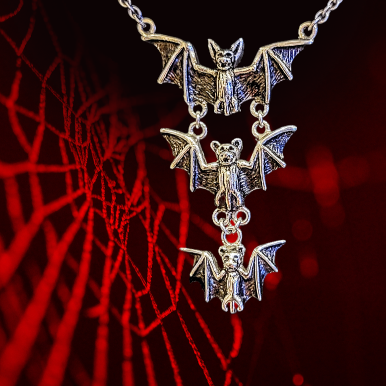 NECKLACE BATS