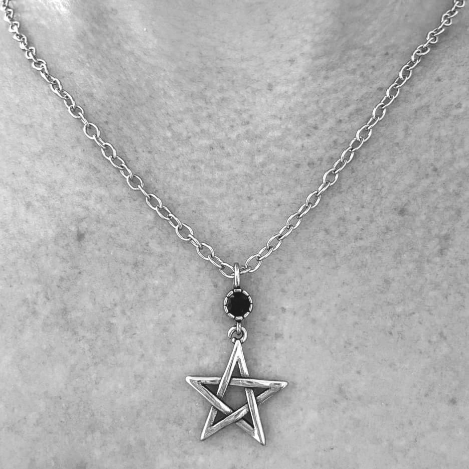 NECKLACE PENTACLE