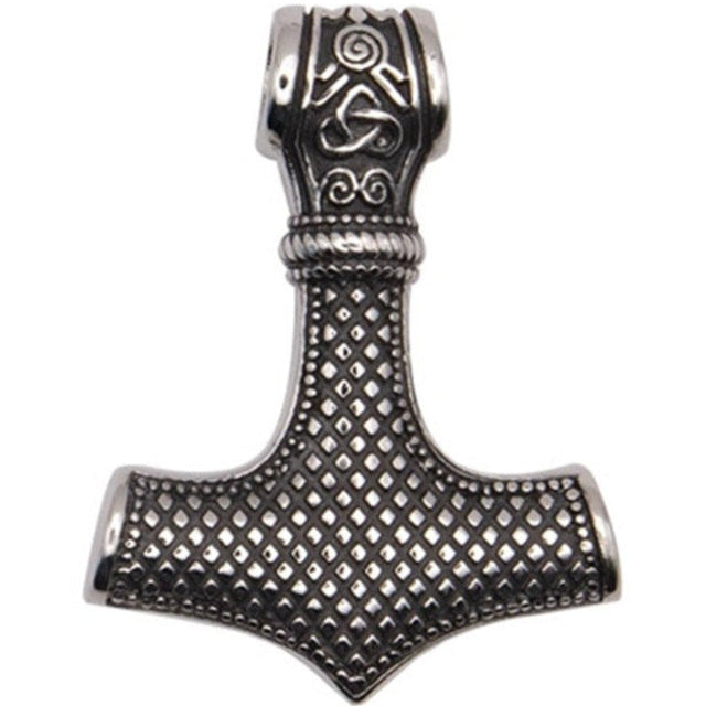 SILVERY HAMMER PENDANT