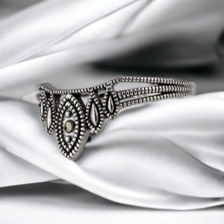 STERLING SILVER RING ELFISH MARCASITE