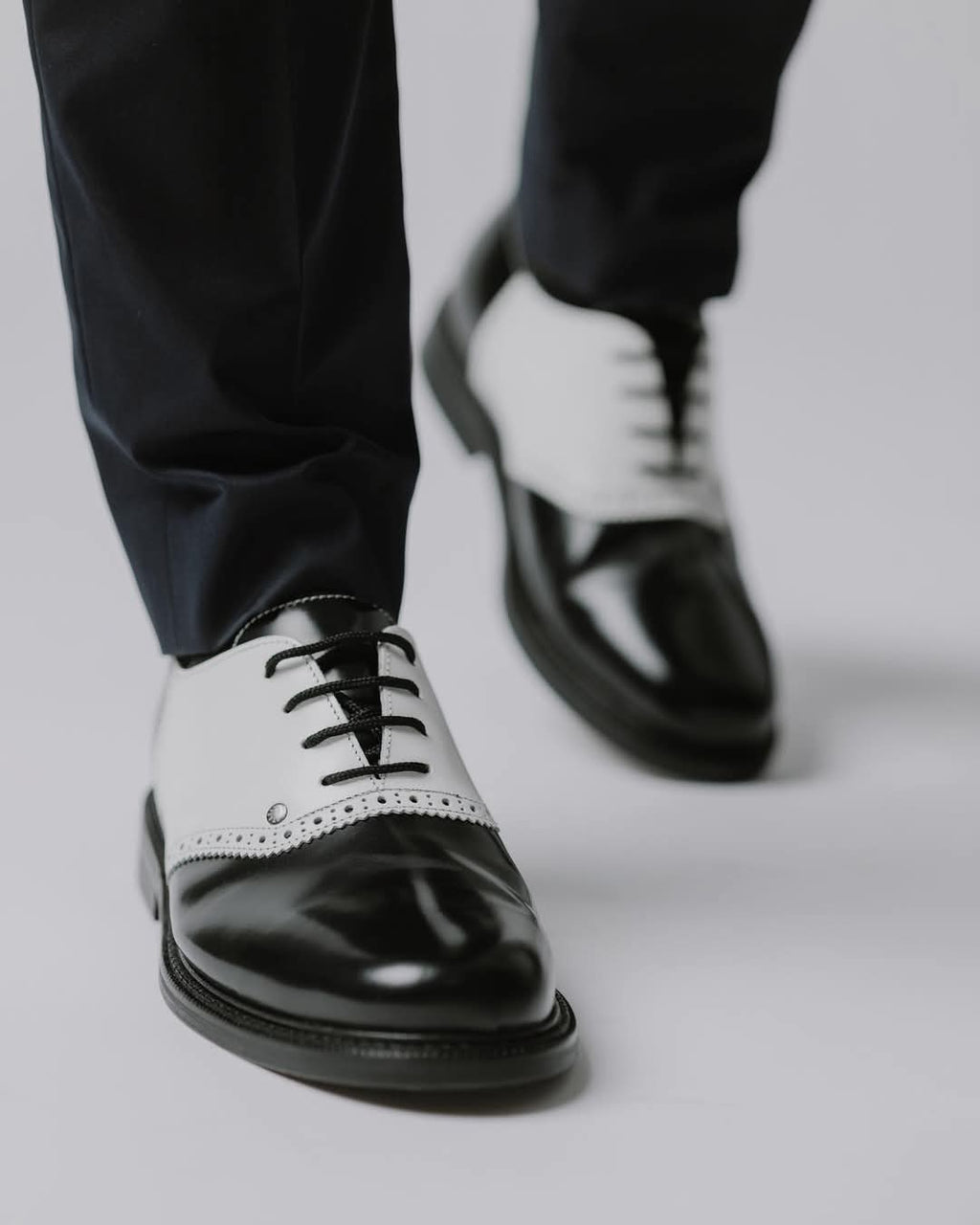 50s STYLE SHOES BOWL