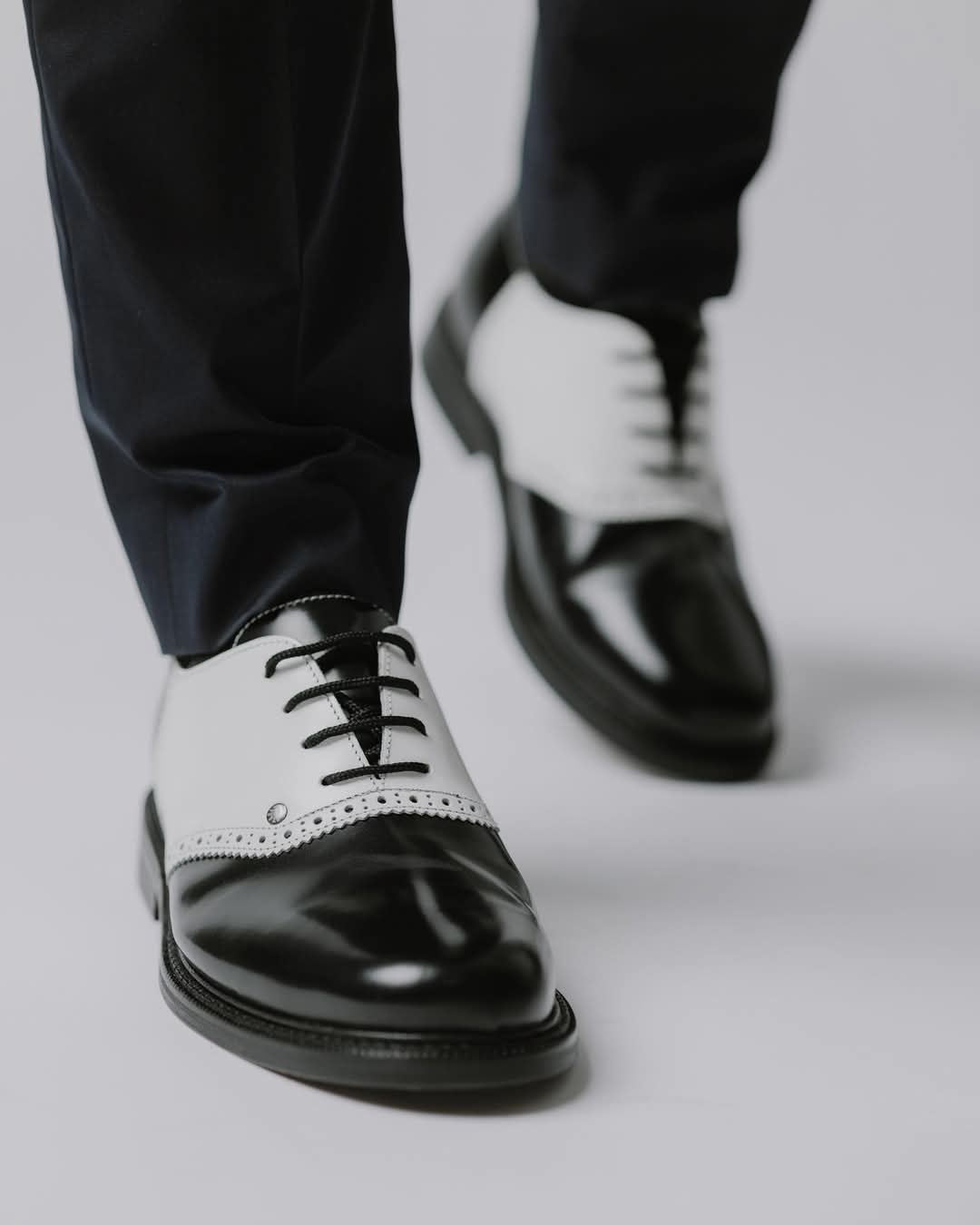 50s STYLE SHOES BOWL