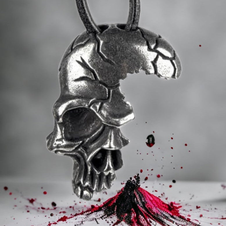 DIRTY SKULL PENDANT IN STAINLESS STEEL