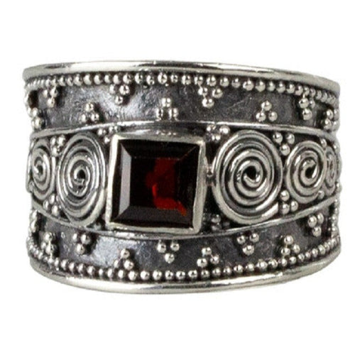 BALI II GARNET SILVER RING