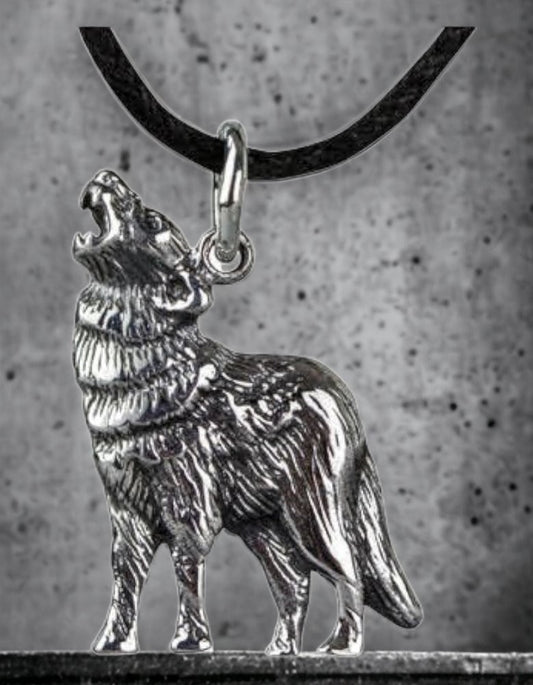 SILVER PENDANT HOWLING WOLF