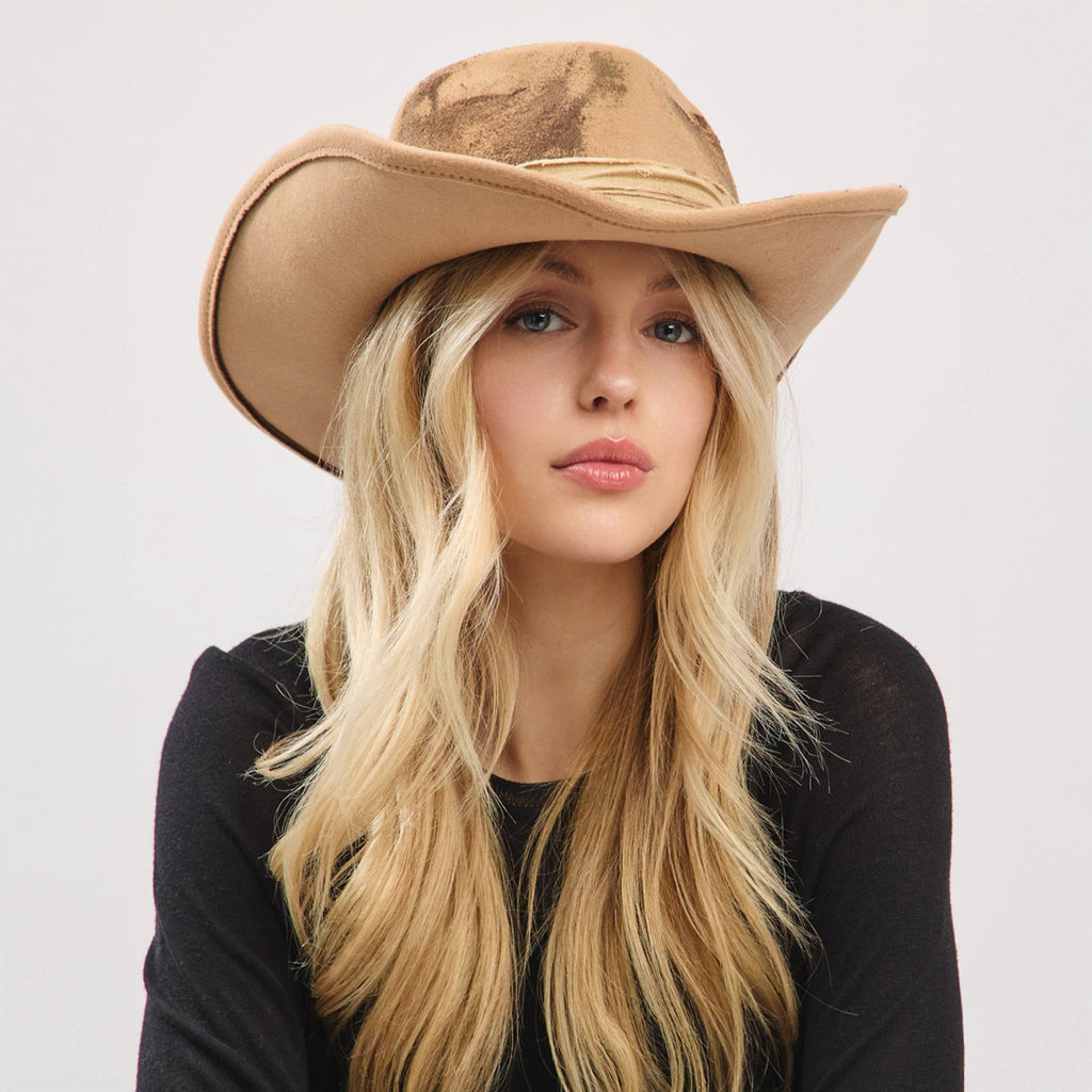 DISTRESSED BEIGE COWBOY SHOW HAT