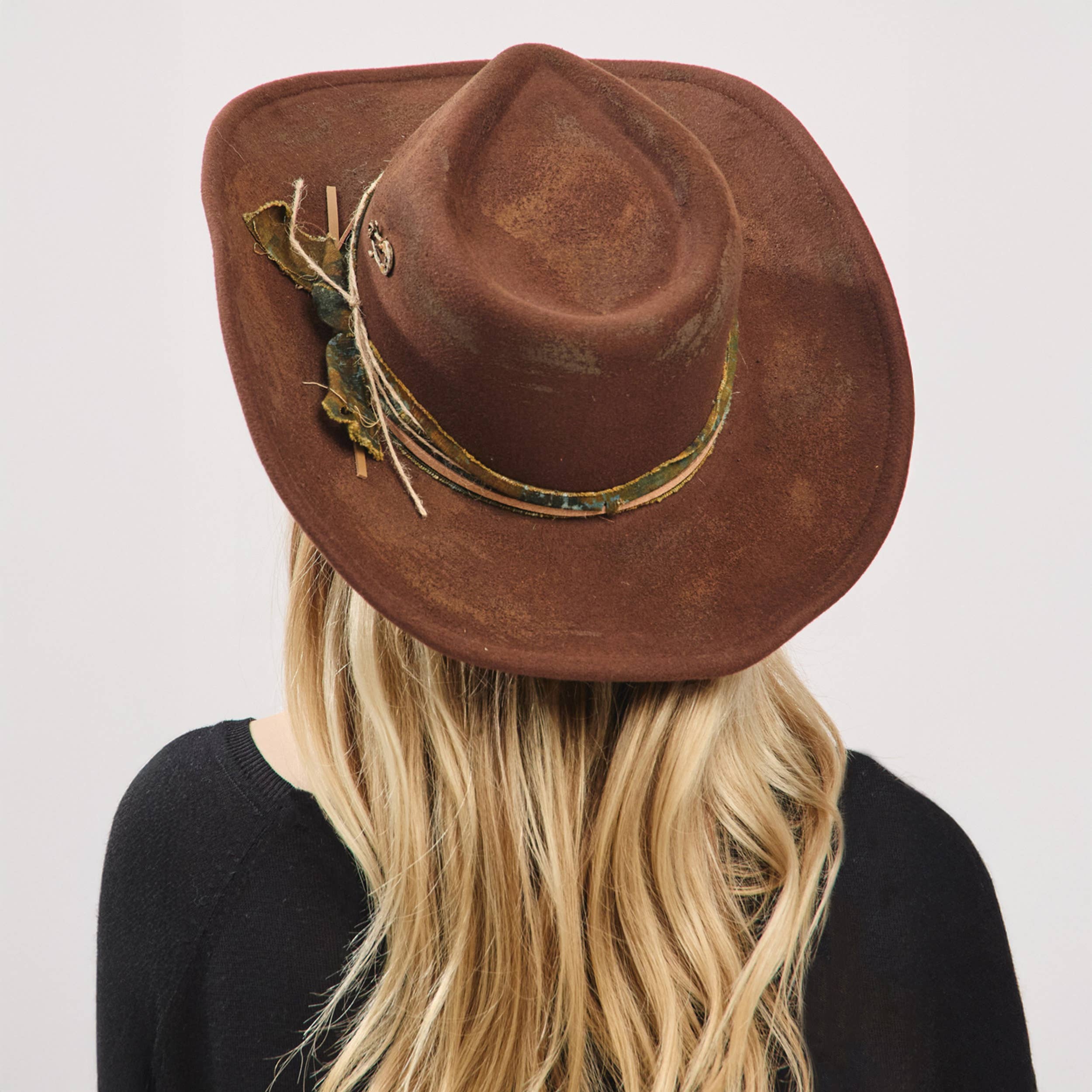 DISTRESSED COWBOY HAT