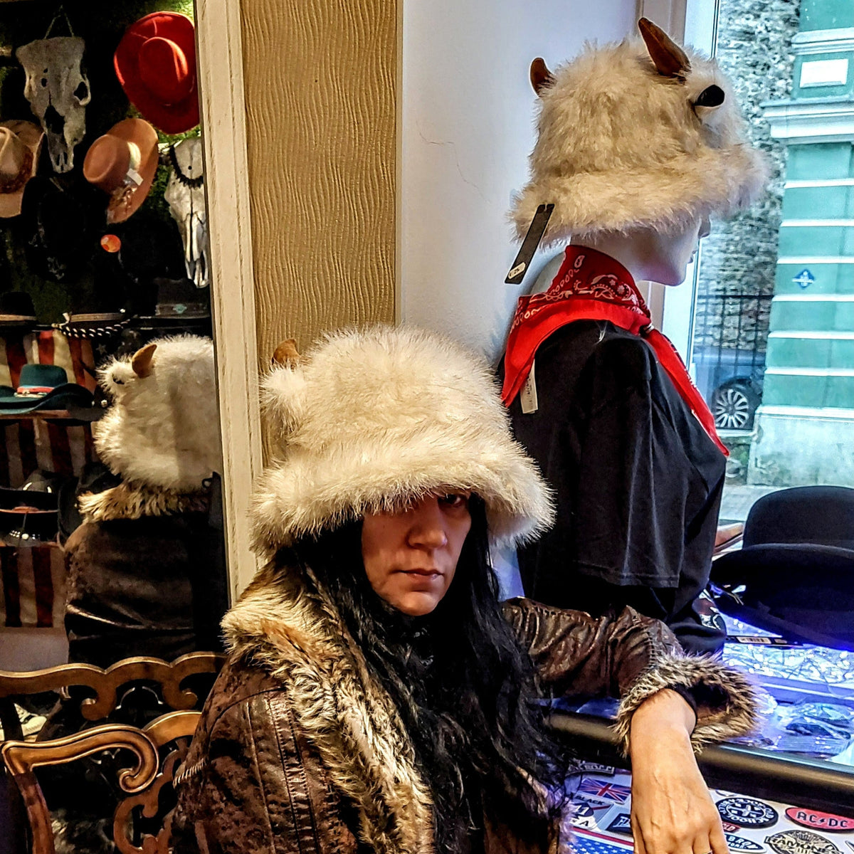 FAUX FUR SOFT FLUFFY BUCKET HAT