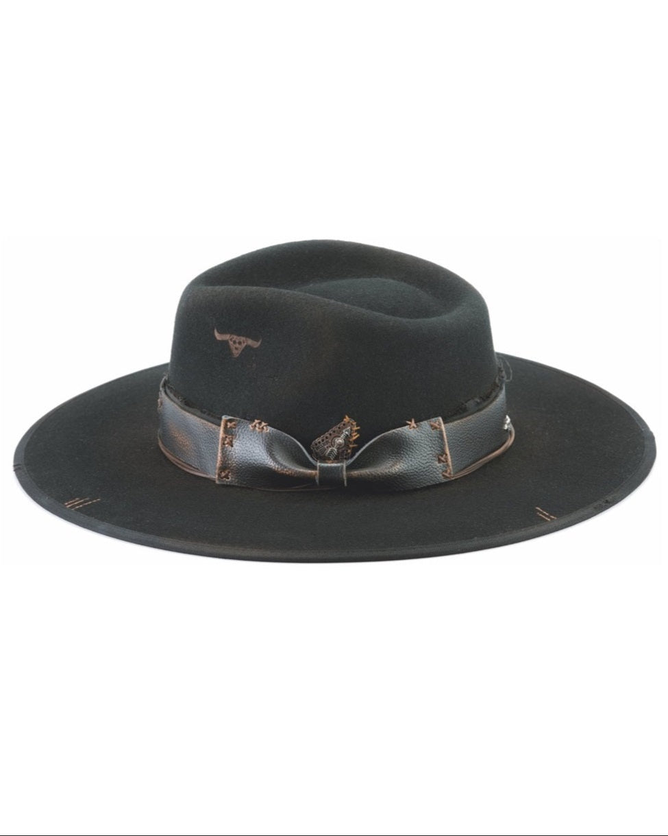 MEN'S DISTRESSED BLACK HAT NEW FRONTIER