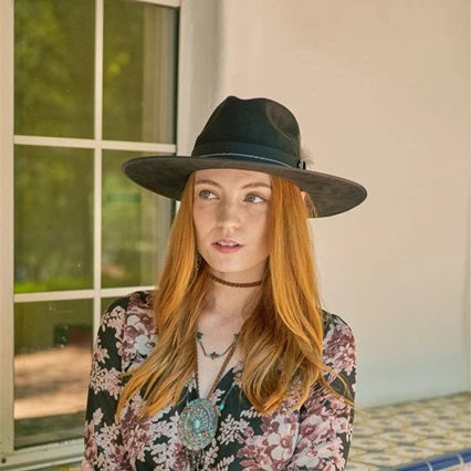 FLAT BRIM HAT PATRICIA