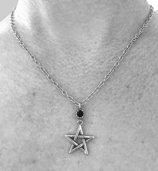 NECKLACE PENTACLE