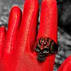 BLACK SKULL STEEL RING