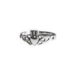 Ring with the Claddagh motif (heart with crown held by two hands) and Celtic knot. The Claddagh originally is an Irisch wedding, friendship or engagement ring. It shows two hands holding a heart with a crown. The heart symbolizes love, the hands friendship and reliance, the crown loyalty. 