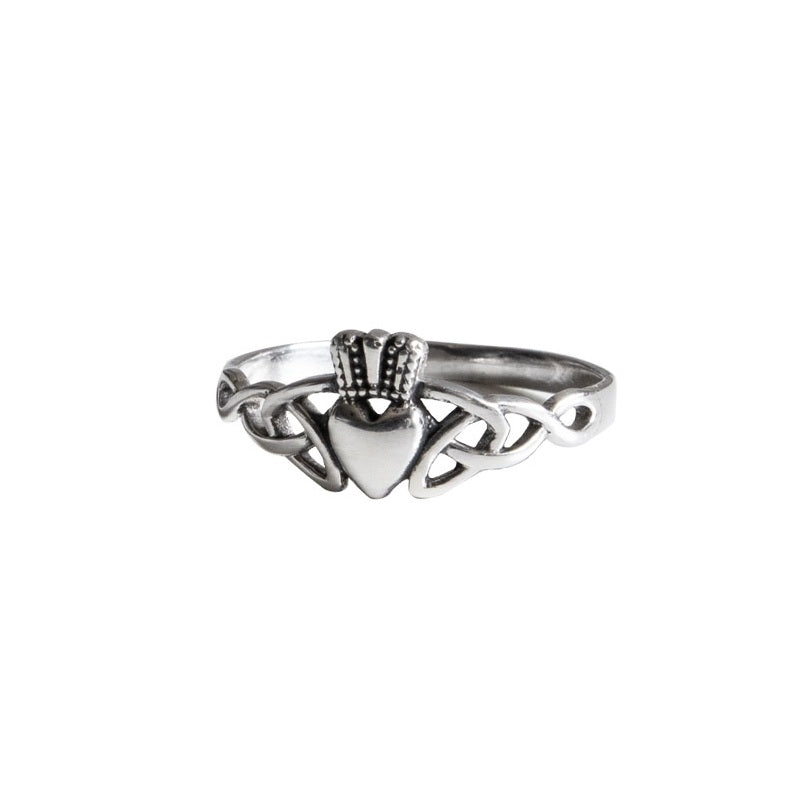 Ring with the Claddagh motif (heart with crown held by two hands) and Celtic knot. The Claddagh originally is an Irisch wedding, friendship or engagement ring. It shows two hands holding a heart with a crown. The heart symbolizes love, the hands friendship and reliance, the crown loyalty. 
