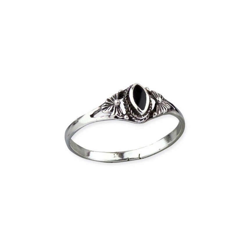 Fine Silver ring, Material: 925 sterling silver, onyx.