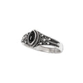 Expertly crafted in classic style, this filigree silver ring features a striking black onyx stone, adding a touch of elegance and sophistication to any outfit. Measuring at approximately 0.9 cm in height, this ring is a timeless accessory that is sure to make a statement. 