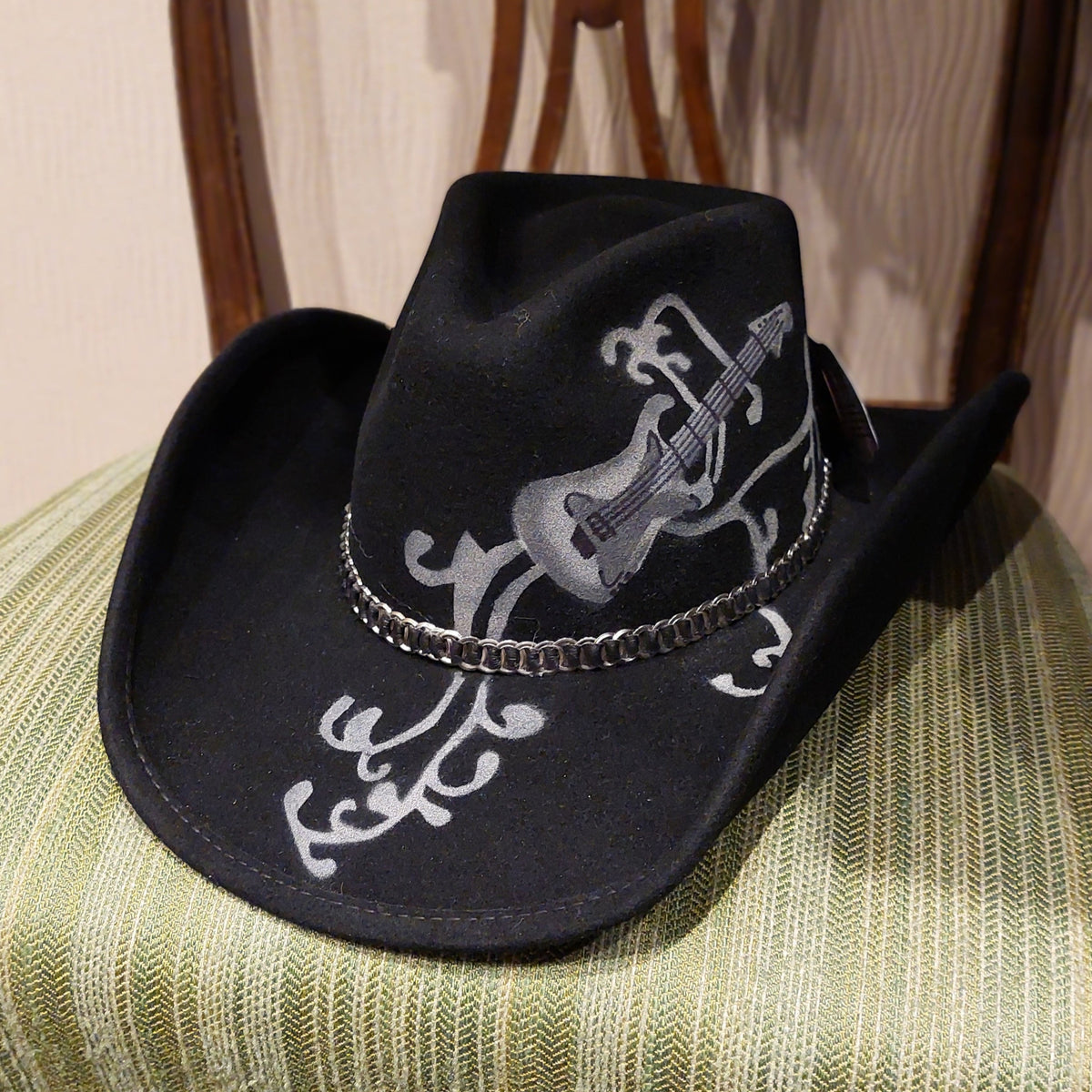 ROCK'N'ROLL LEGEND HAT