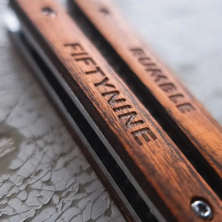 Rumble59 Butterfly Comb – Balisong-Style Folding Comb