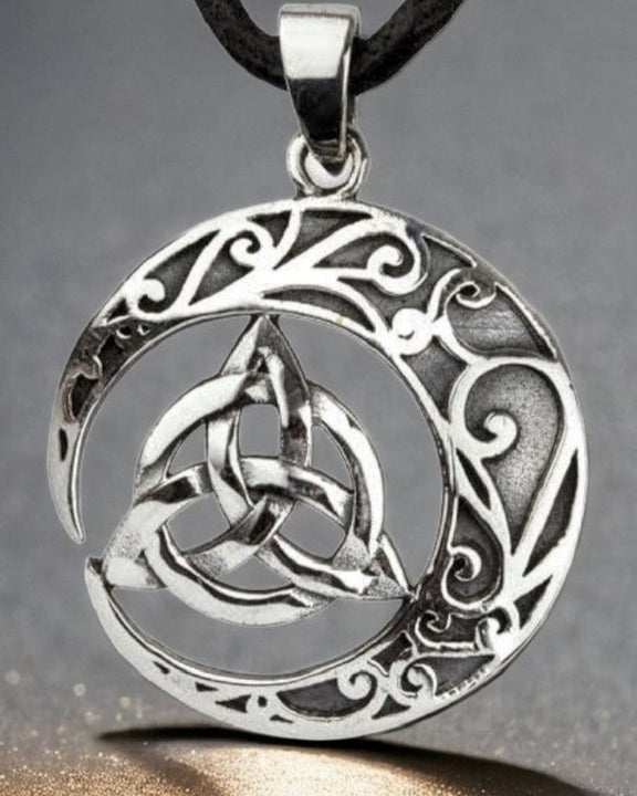 SILVER PENDANT CELTIC KNOT