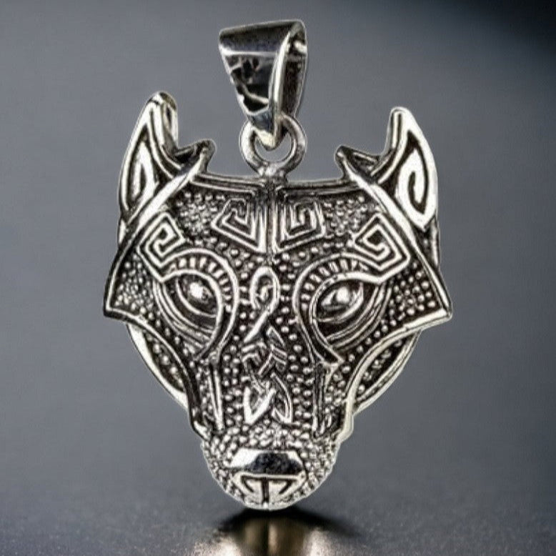 SILVER PENDANT CELTIC WOLF
