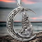 SILVER PENDANT WOLF IN MOON
