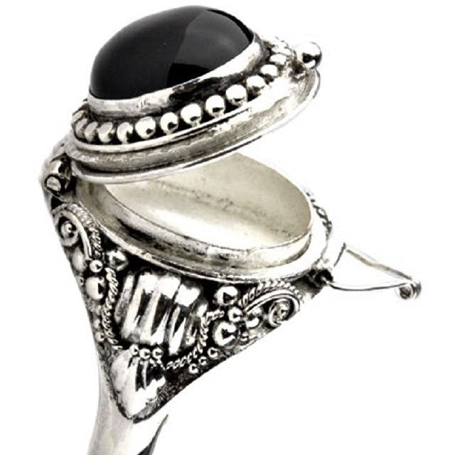 SILVER POISON RING WITH LID