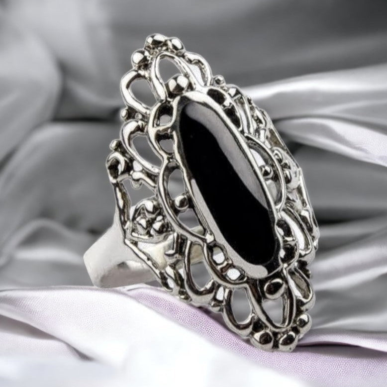 SILVER RING BIG BLACK ORNAMENT