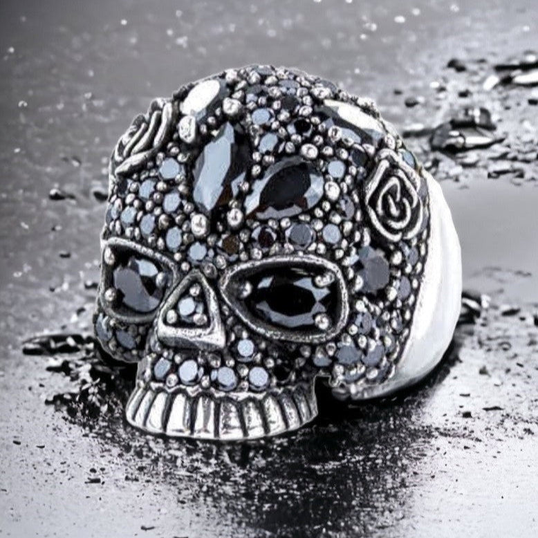 SILVER RING SPARKLING SKULL