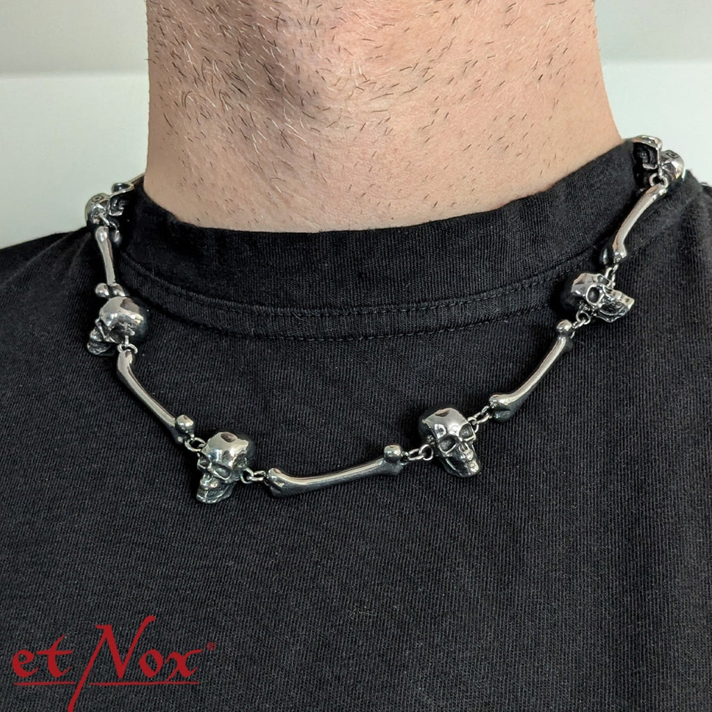 NECKLACE SKULLS 'N' BONES