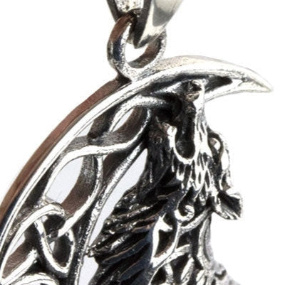 PENDANT HOWLING WOLF IN MOON