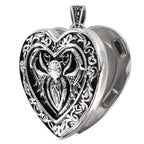 PENDANT BEETLE ON THE HEART