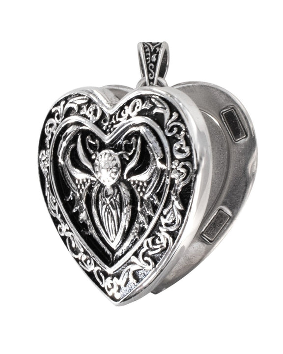 PENDANT BEETLE ON THE HEART