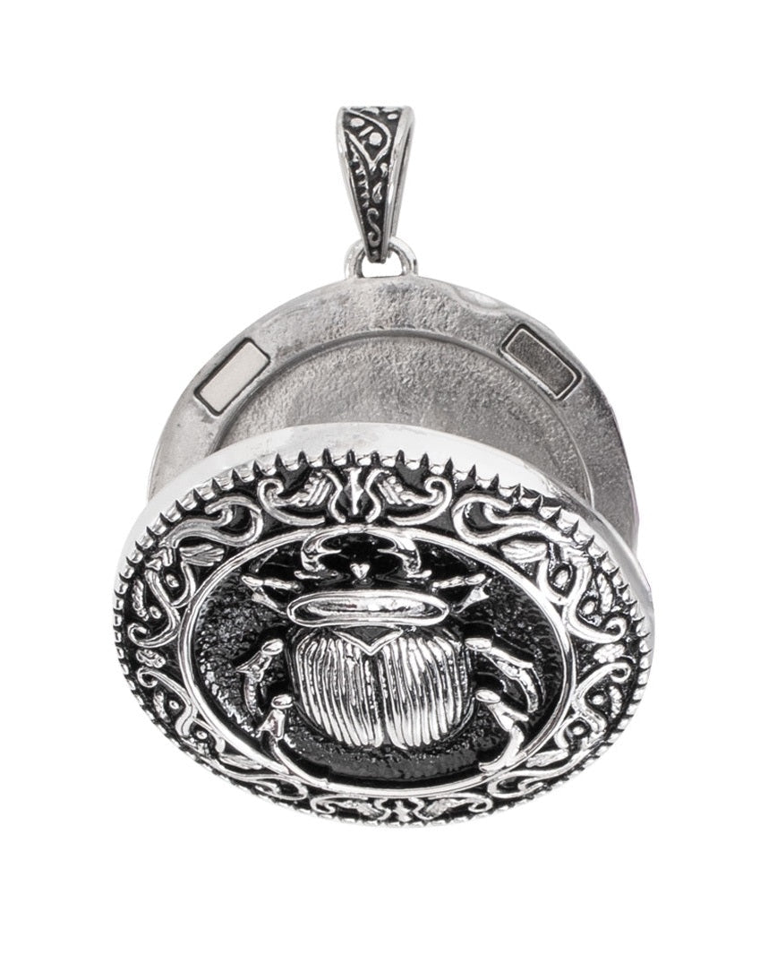 PENDANT SCARAB