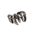 EAR CLIP FANG STAINLESS STEEL