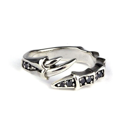 Fine Claw Steel Ring