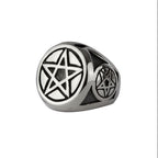 Pentagram ring Size: Ø 2.1 cm, Material: stainless steel.