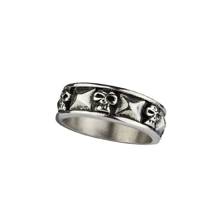Stainless steel ring with skulls, Width: approx. 0.8 cm,&nbsp;Material: stainless steel.
