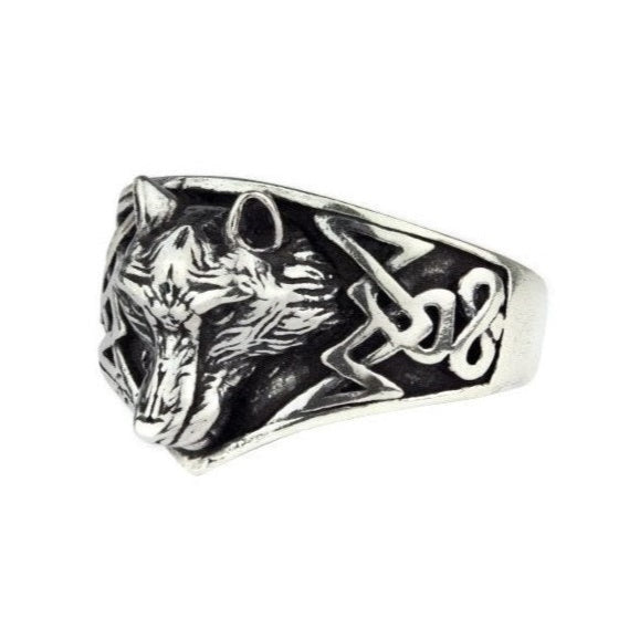 WOLF RING