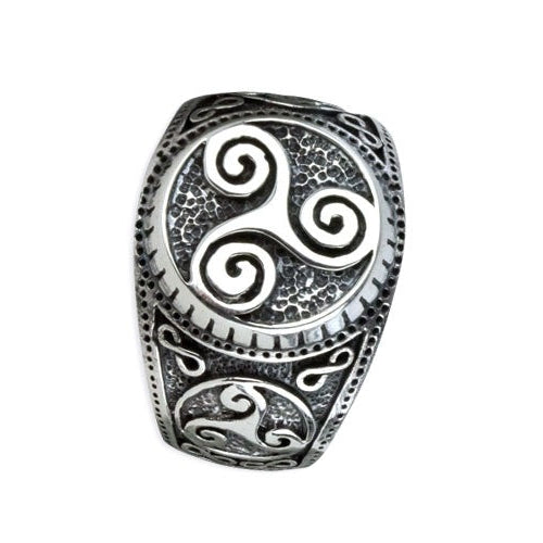 TRISKELE STEEL RING