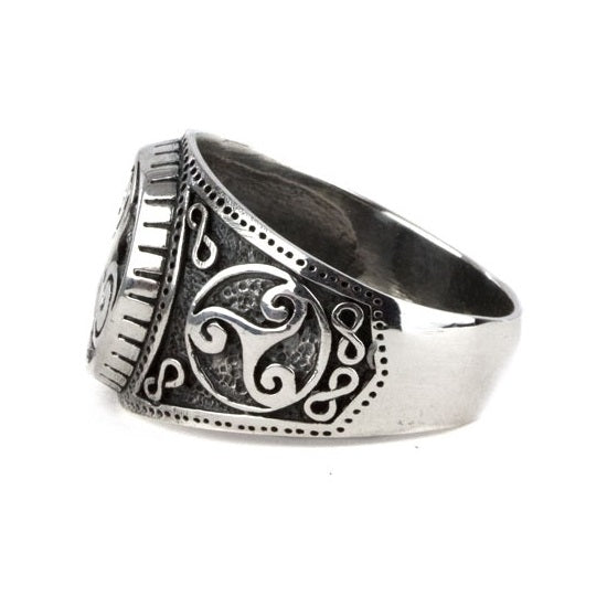TRISKELE STEEL RING