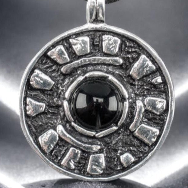 STERLING SILVER PENDANT STONEHENGE