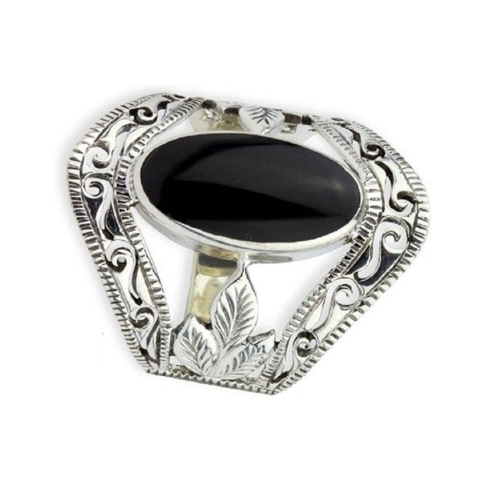 STERLING SILVER RING WITH ONYX