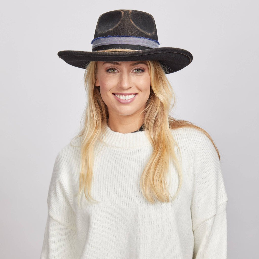 TEARDROP FEDORA HAT SMALL TOWN