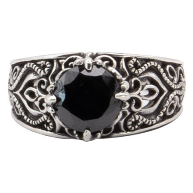 THE QUEEN'S SILVER RING