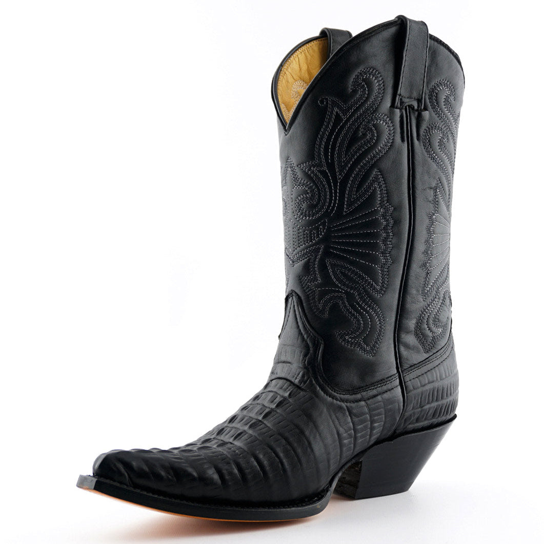 Premium Carolina Western Cowboy Boots in Classic Black. Step into authentic Western heritage with these handcrafted Carolina pointed toe cowboy boots. Crafted from premium black leather, these boots deliver the perfect blend of traditional craftsmanship and modern durability.