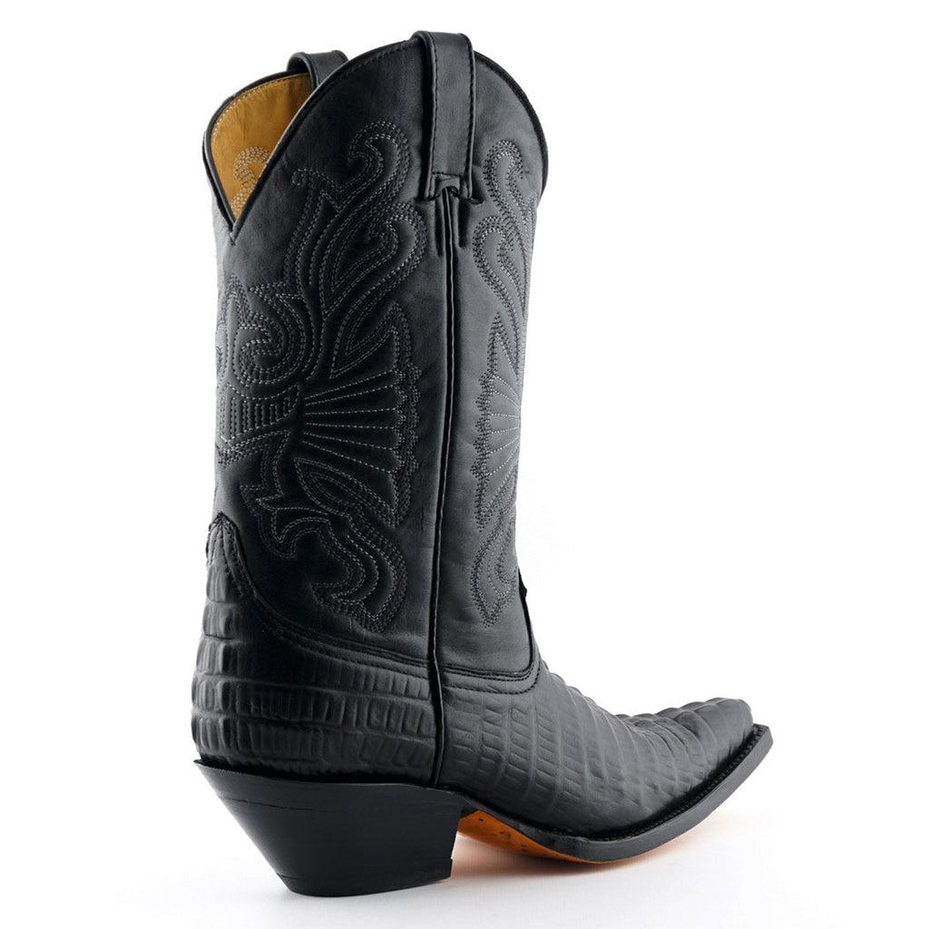 Premium Carolina Western Cowboy Boots in Classic Black. Step into authentic Western heritage with these handcrafted Carolina pointed toe cowboy boots. Crafted from premium black leather, these boots deliver the perfect blend of traditional craftsmanship and modern durability.