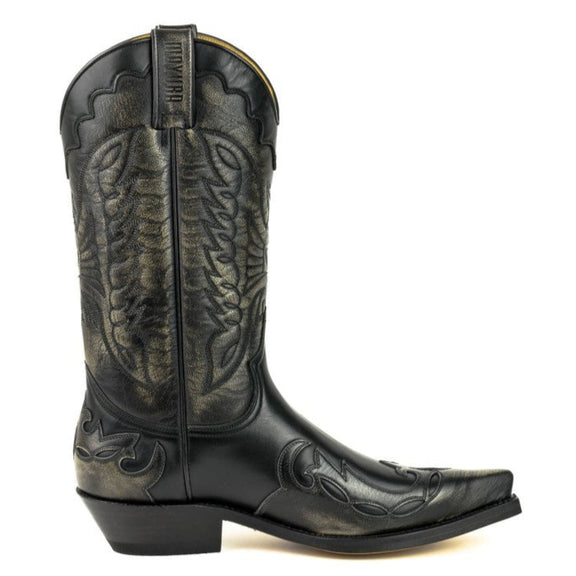 TWO COLORED LEATHER BOOTS 1927